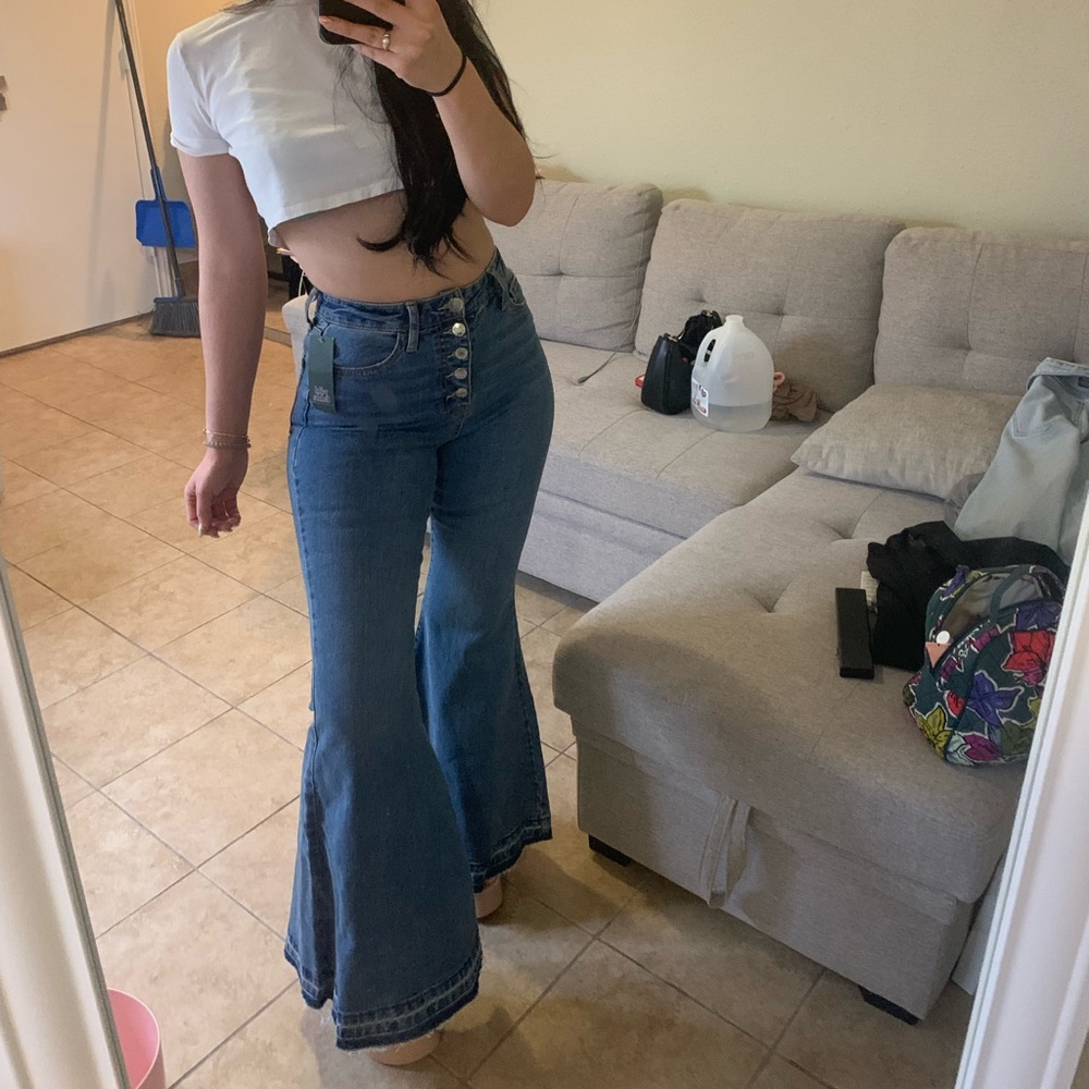Flared jeans